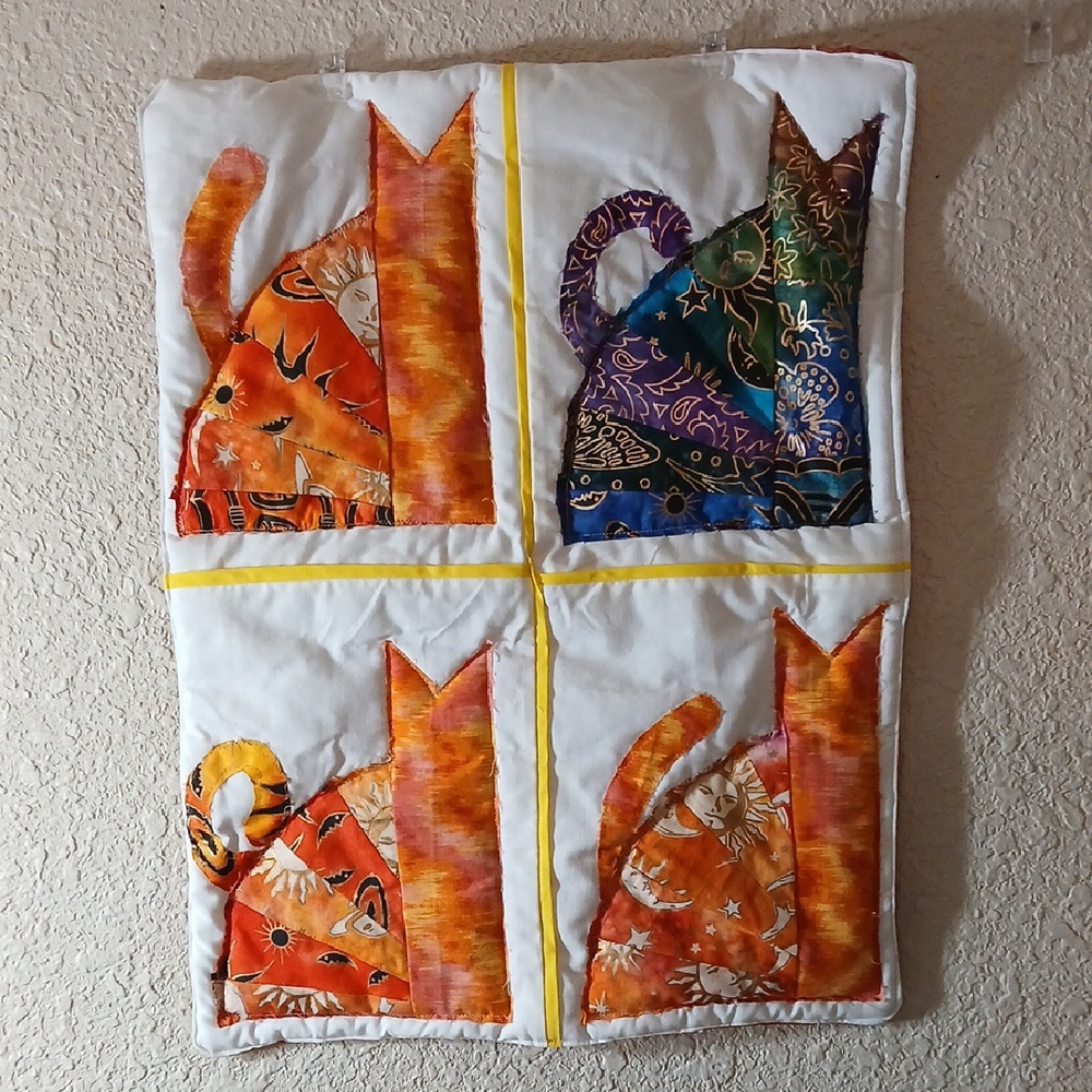 Handmade Cat Quilt Wall Hanging 16"x21"